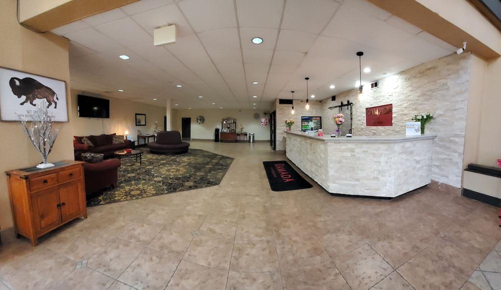 Ramada By Wyndham North Platte Otel Dış mekan fotoğraf