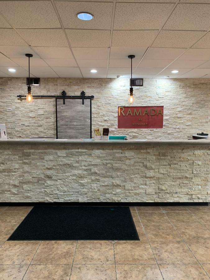 Ramada By Wyndham North Platte Otel Dış mekan fotoğraf