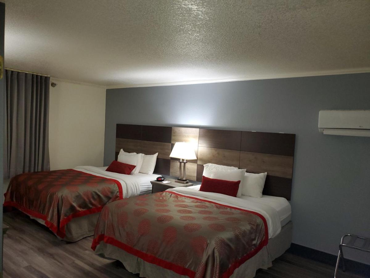 Ramada By Wyndham North Platte Otel Dış mekan fotoğraf